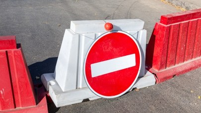 Utrudnienia dla pieszych na ul. Marcelińskiej