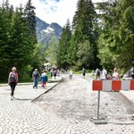 Utrudnienia na szlaku na Morskie Oko. "Ruch całkowicie wstrzymany"