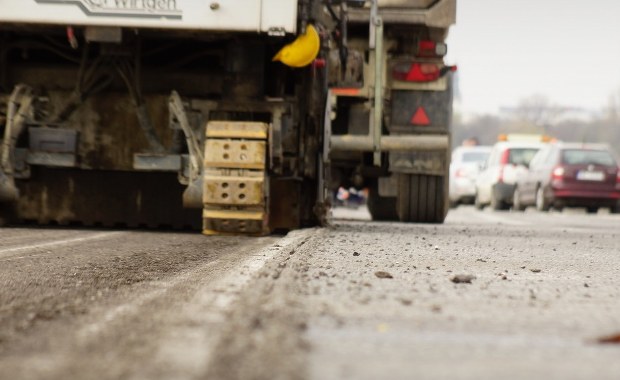 Utrudnienia na warszawskiej Pradze w związku z budową kładki przez Wisłę