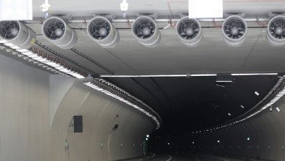 Utrudnienia w ruchu w nowym tunelu na zakopiance