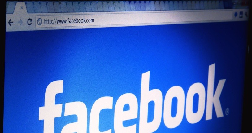 Utworzony w 2004 roku Facebook stał się gigantem branży internetowej /123RF/PICSEL