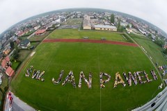 Utworzyli żywy napis "Jan Paweł II"