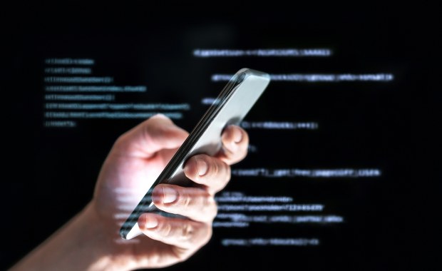 Uwaga! Fałszywe SMS-y, oszuści podszywają się pod znany bank