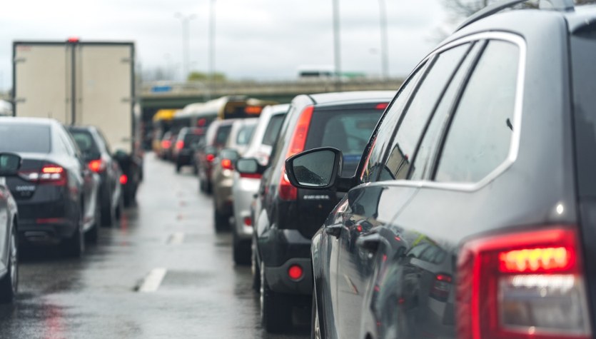 Uwaga kierowcy. Utrudnienia na A4, fatalne warunki pogodowe