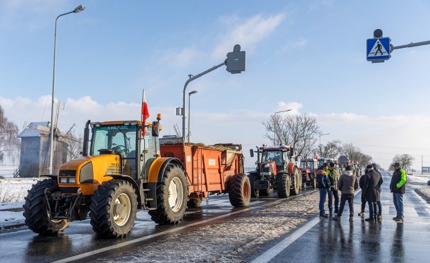 Uwaga kierowcy. Wielogodzinna blokada DK11 z powodu protestu rolników