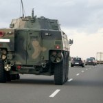 Uwaga kierowcy. Wojsko wyjeżdża na drogi. Czego absolutnie nie robić?