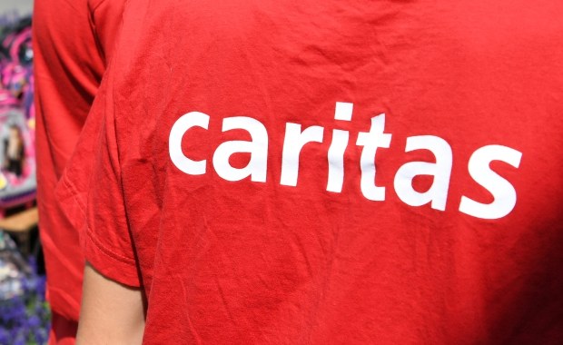 Uwaga na fałszywych wolontariuszy Caritas