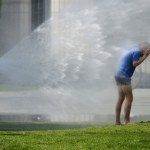 Uwaga na upały. Alerty IMGW w 14 województwach 