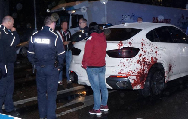Uwaga! To tylko nalepka. Ale policji żart się nie spodobał