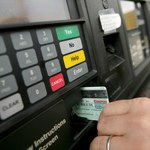 Uważaj na wakacjach. Włożysz kartę i stracisz wszystkie oszczędności 