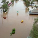 Uwięzieni w domach mieszkańcy, zamknięte szkoły. Dramat na greckich wyspach