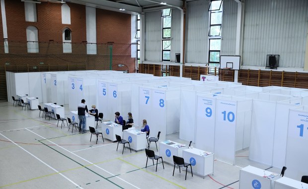 Uwolnienie patentów na szczepionki przeciw Covid-19. Kolejne państwo popiera pomysł