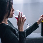 Uzależnienie od alkoholu. Oto 5 oznak, które wskazują na problem