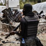 Uzbrojeni gangsterzy uprowadzili 9 osób z sierocińca