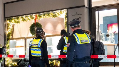 Uzbrojeni rabusie na hulajnogach elektrycznych. Ich łup wart jest miliony euro