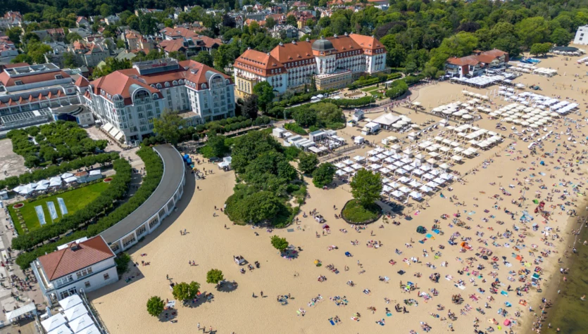 Uzdrawiająca moc Bałtyku, czyli terapia morzem w Sopocie. Tu wiedzą, jak z niego korzystać