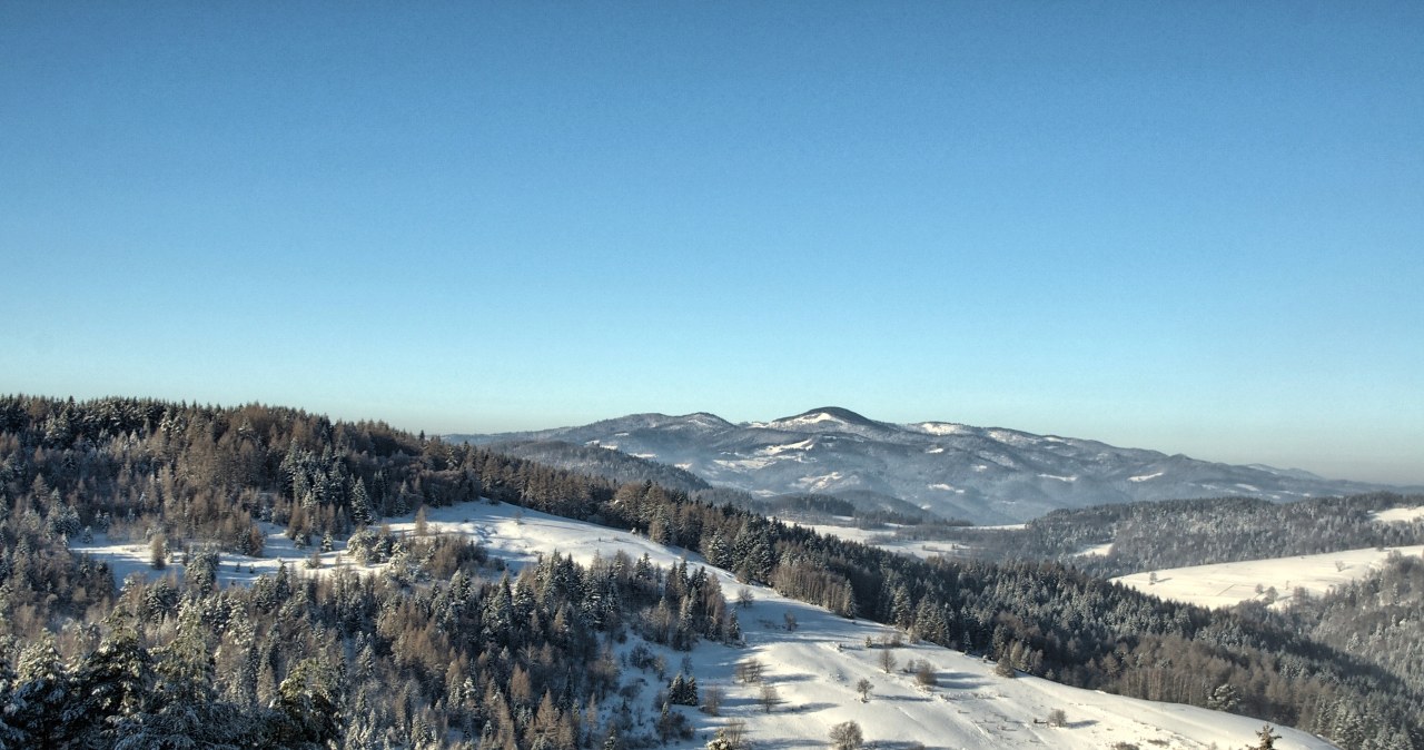 Uzdrowisko, które zachwyca w zimowej odsłonie. Dobra alternatywa dla zatłoczonej Krynicy-Zdrój /East News