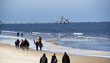 Uzdrowisko rzut beretem od Polski. Termy, morze i cesarski klimat 