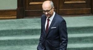 ​Uziemiony marszałek. "Włodek po prostu boi się latać"