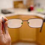 Użyj specyfiku za 5 zł z apteki, a okulary przestaną parować