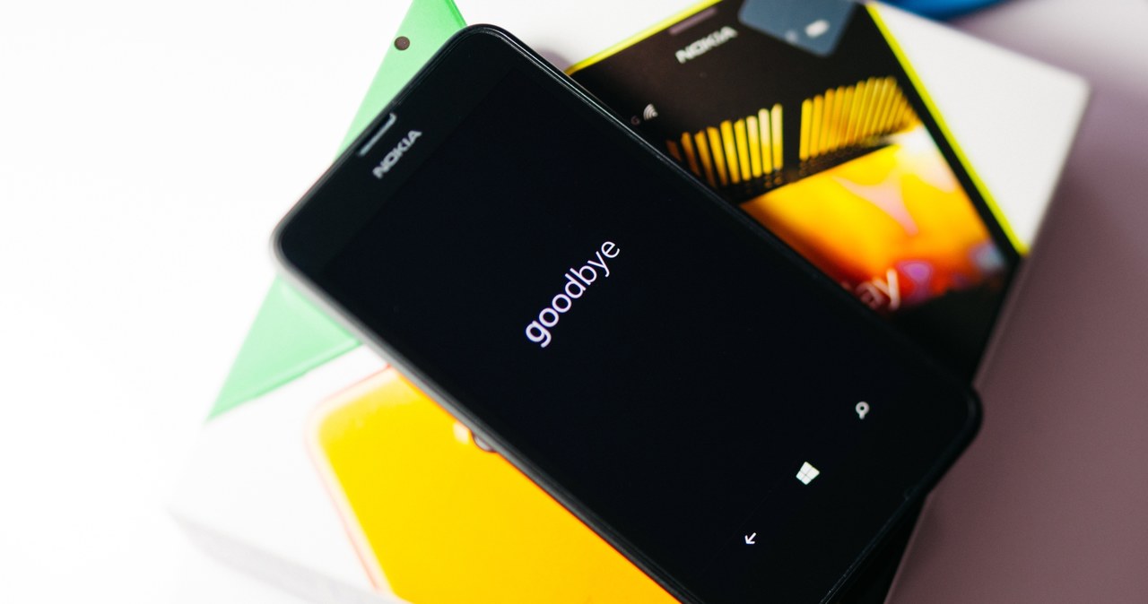 Użytkownicy smartfonów z Windows Phone mają coraz trudniejsze życie /123RF/PICSEL