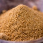 Używaj zamiast białego cukru, jest o wiele zdrowszy. Możesz zrobić w domu, kawa smakuje wyśmienicie