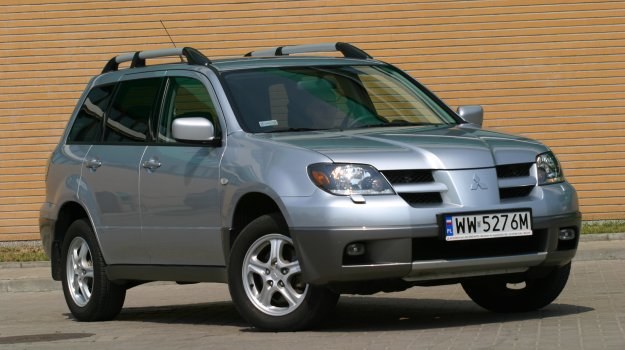 Używane Mitsubishi Outlander I (20032007) magazynauto