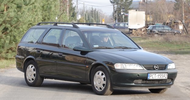 Używany Opel Vectra B (1995-2002) /Motor