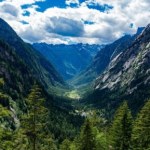 Val di Mello, włoska dolina jak z bajki. Odkryj lombardzkie Malediwy