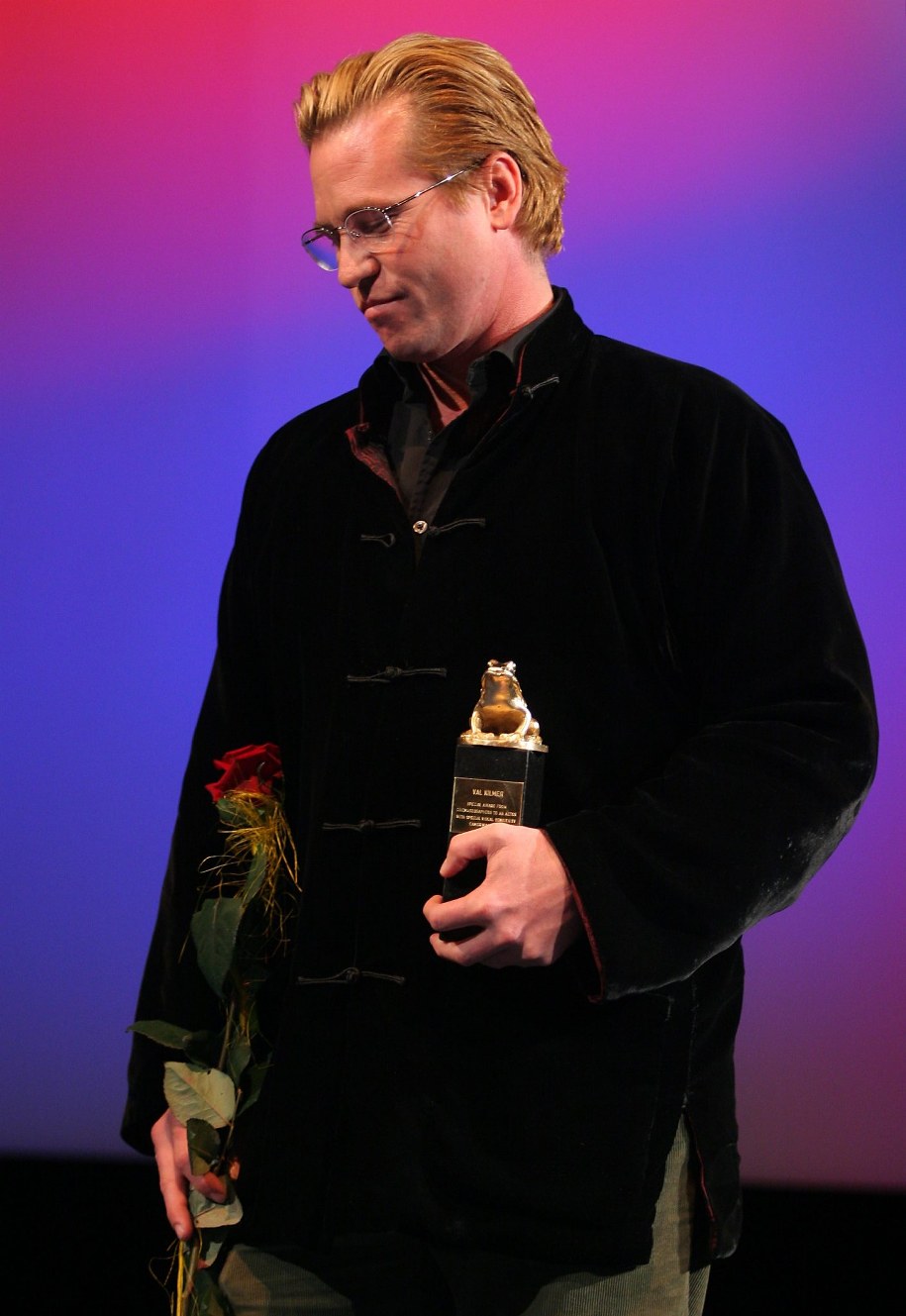 Val Kilmer na festiwalu Camerimage w 2005 r. /Grzegorz Michałowski /PAP