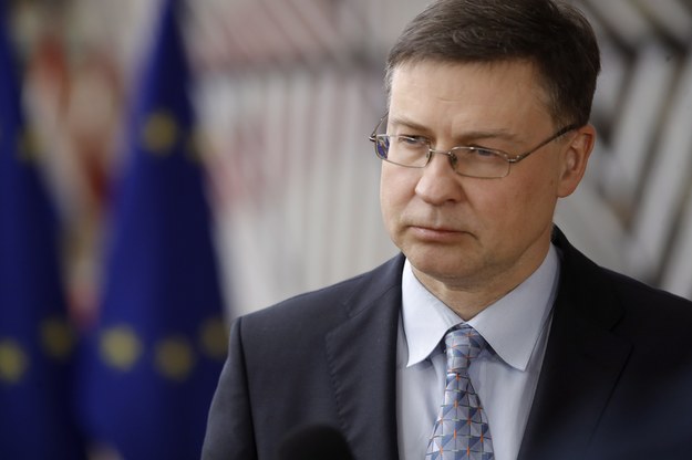 Valdis Dombrovskis liczy na szybki postęp w sprawie odblokowania polskiego KPO /OLIVIER HOSLET /PAP/EPA