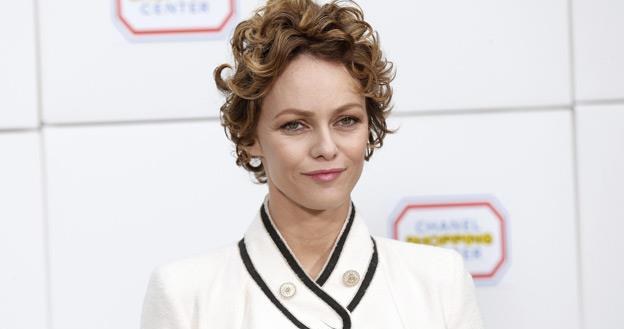 Vanessa Paradis w nowej fryzurze /AFP