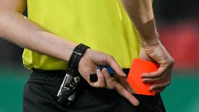 VAR zwiększy na mundialu liczbę czerwonych kartek?