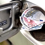 VAT: Na paliwie oszczędzisz nawet kilkaset złotych