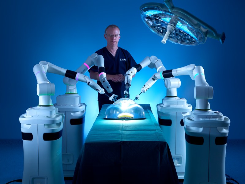 Versius w układzie z 3- i 4-ramionami /materiały prasowe /