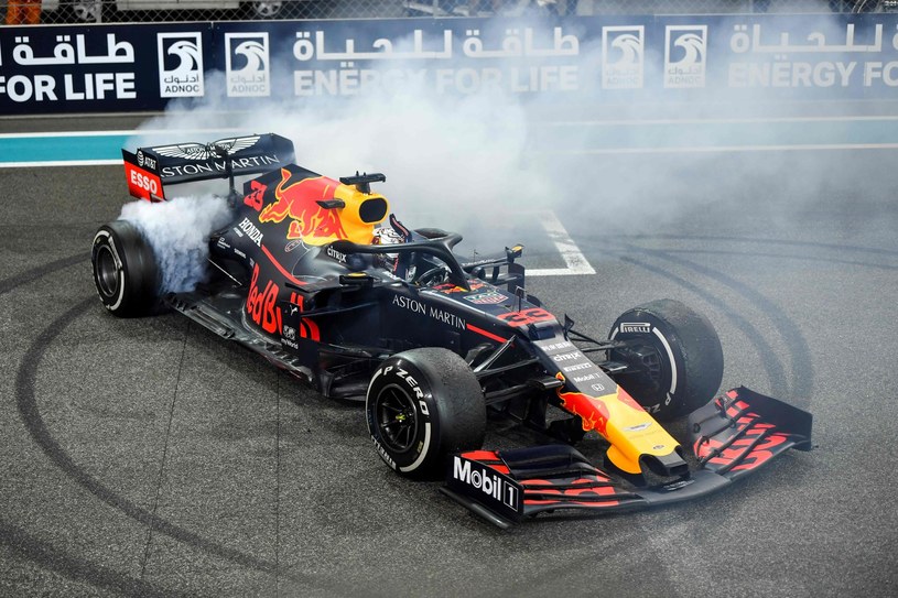 Verstappen triumfuje w Miami. Wielki powrót po pechowych kwalifikacjach