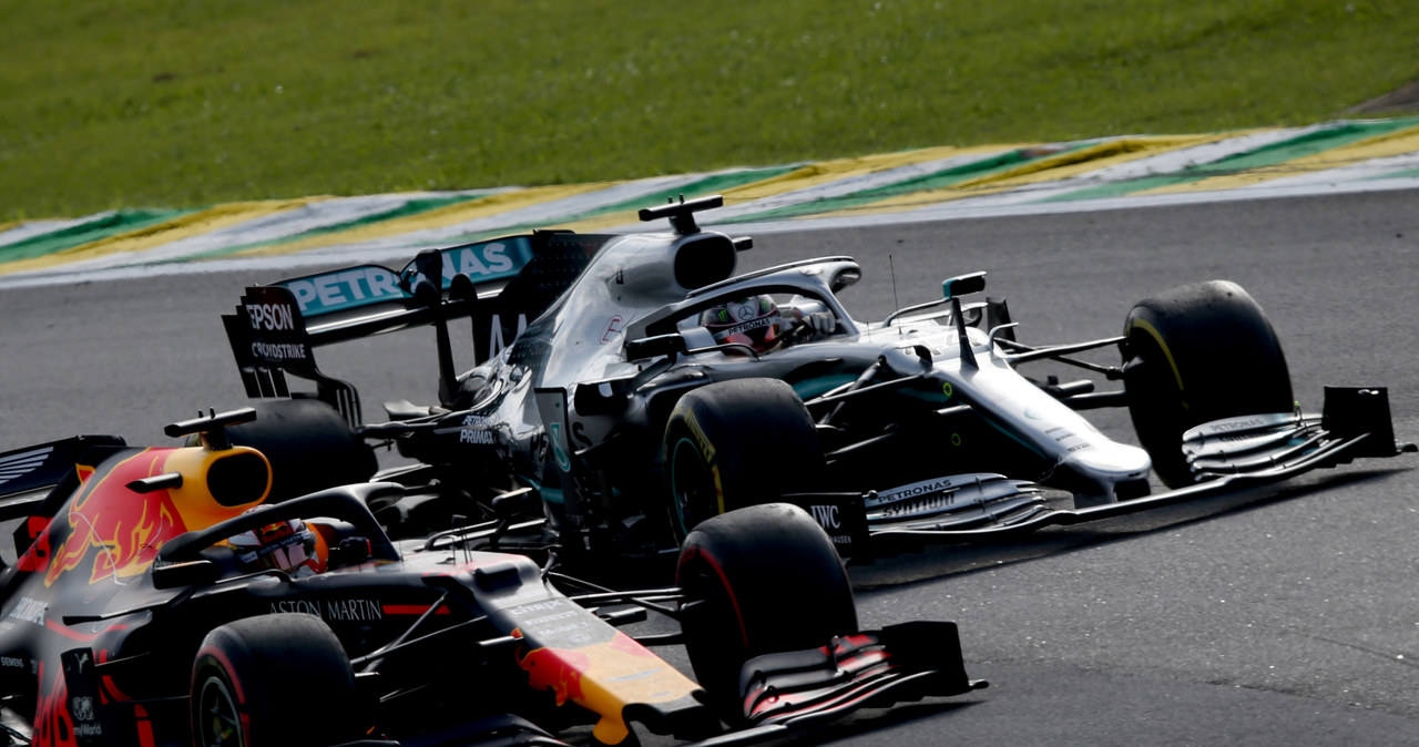 Verstappen w walce z Hamiltonem /Getty Images