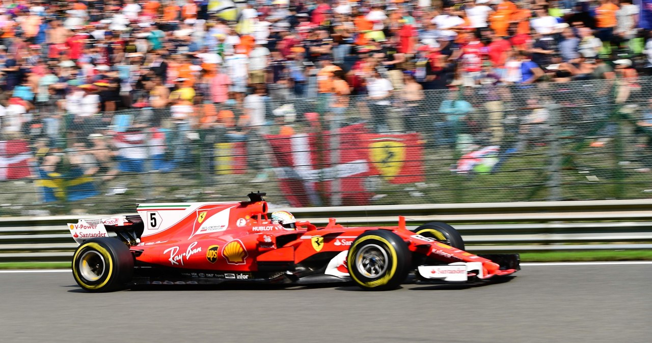 Vettel zostaje w Ferrari /AFP