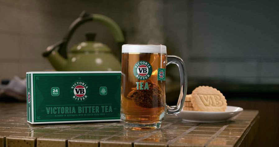 Victoria Bitter Tea to bardzo nietypowa "pomoc" dla kibiców krykieta /materiały prasowe