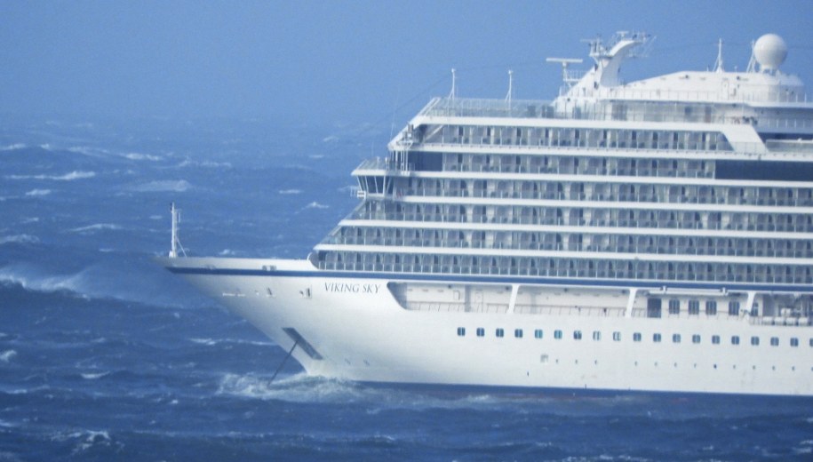 Viking Sky /Frank Einar Vatne /PAP/EPA