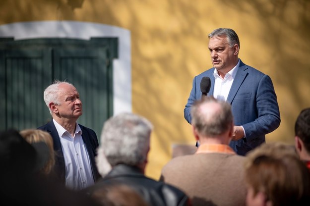 Viktor Orban podczas spotkania w czasie kampanii wyborczej /BENKO VIVIEN CHER / HUNGARIAN PRIME MINISTER OFFICE / HANDOUT /PAP/EPA