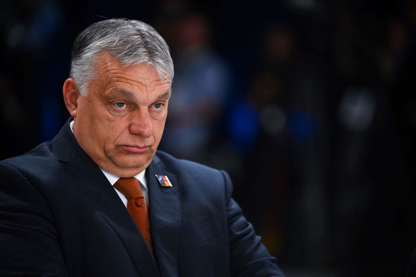 Viktor Orban, premier Węgier zwołał we wtorek wieczorem pilne posiedzenie Rady Obrony /AFP
