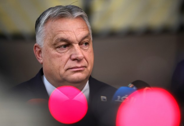 Viktor Orban w czasie unijnego szczytu w Brukseli /OLIVIER MATTHYS    /PAP/EPA