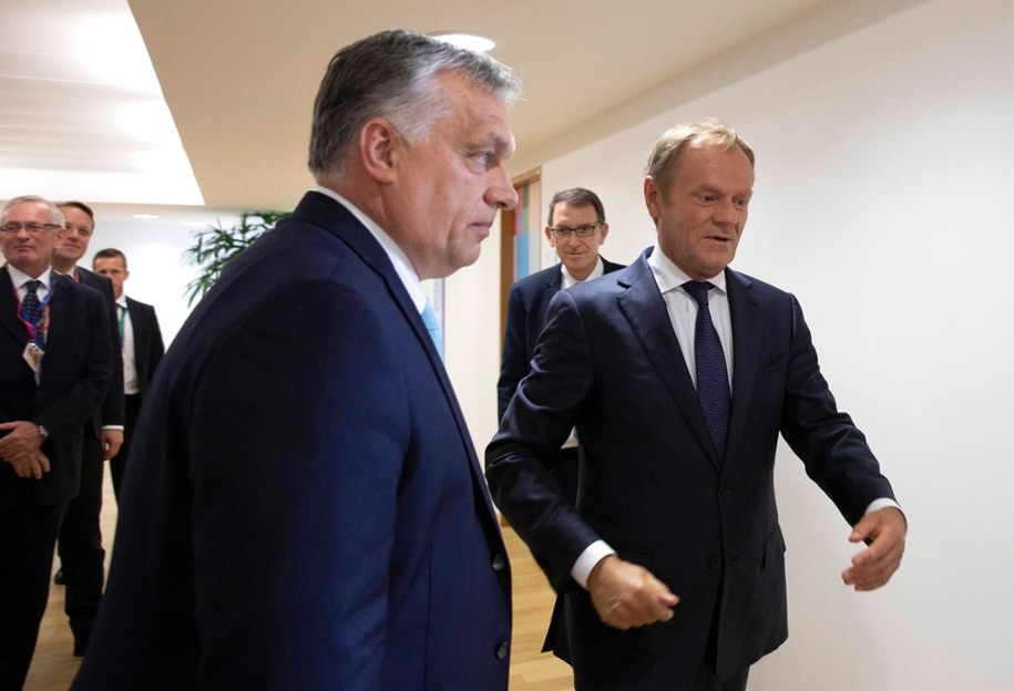 Viktor Orban z Donaldem Tuskiem /VIRGINIA MAYO / POOL /PAP/EPA
