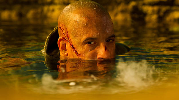 Vin Diesel w roli antybohatera Riddicka /materiały dystrybutora