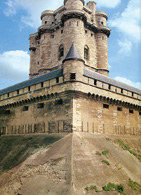 Vincennes, zamek, XIV-XVIII w. /Encyklopedia Internautica