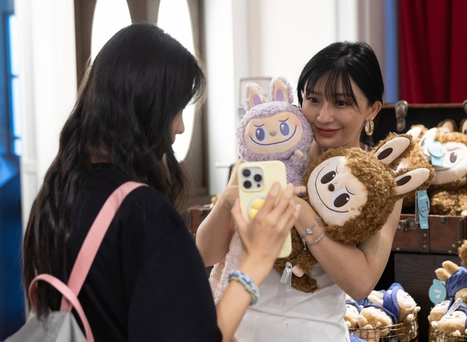 Viralowy fenomen Labubu /JESSICA LEE /PAP/EPA