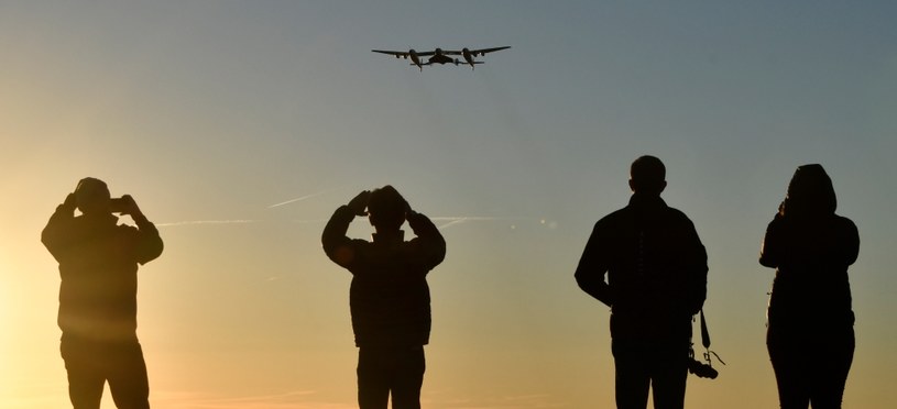 Virgin Galactic testuje swój nowy statek /AFP