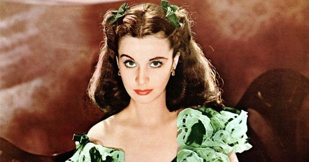 Vivien Leigh: Została zapamiętana jako Scarlett O'Hara z "Przeminęło z wiatrem". /East News