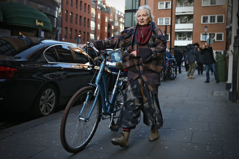 Vivienne w mieście uznaje tylko jeden środek transportu - rower /Getty Images